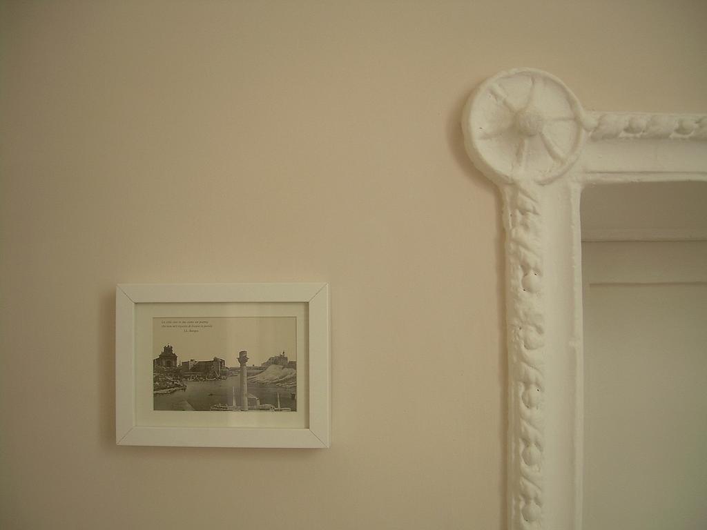 I Templari B&B Self-Contained Brindisi Pokoj fotografie